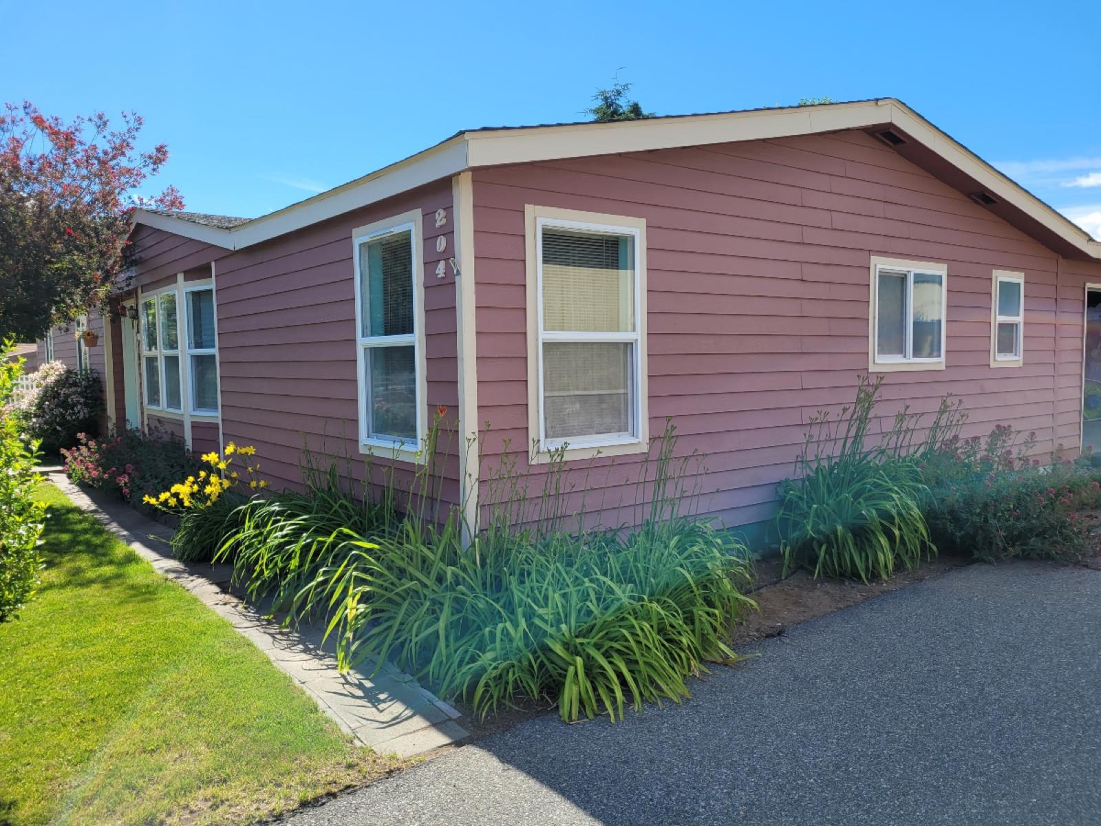 Siding project by Yakima Siding Pro near Granger, WA